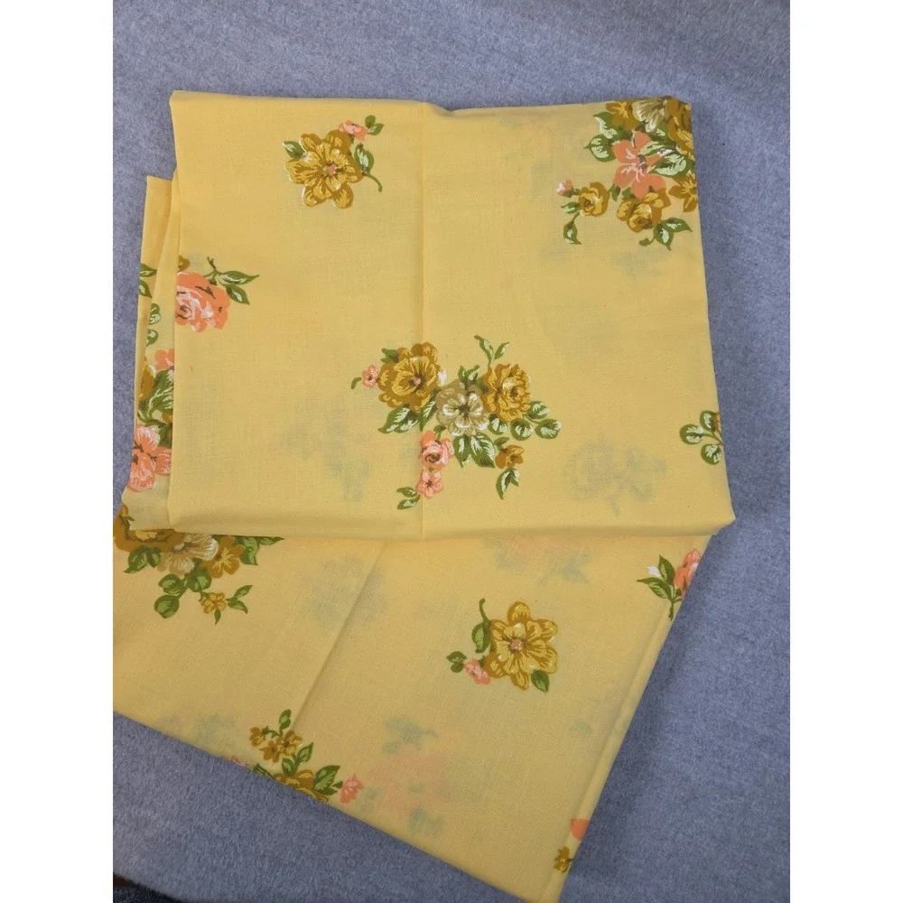Floral Pillowcase Set Vintage Yellow Flower Bunch All Over Print‎ Pillow Bedding